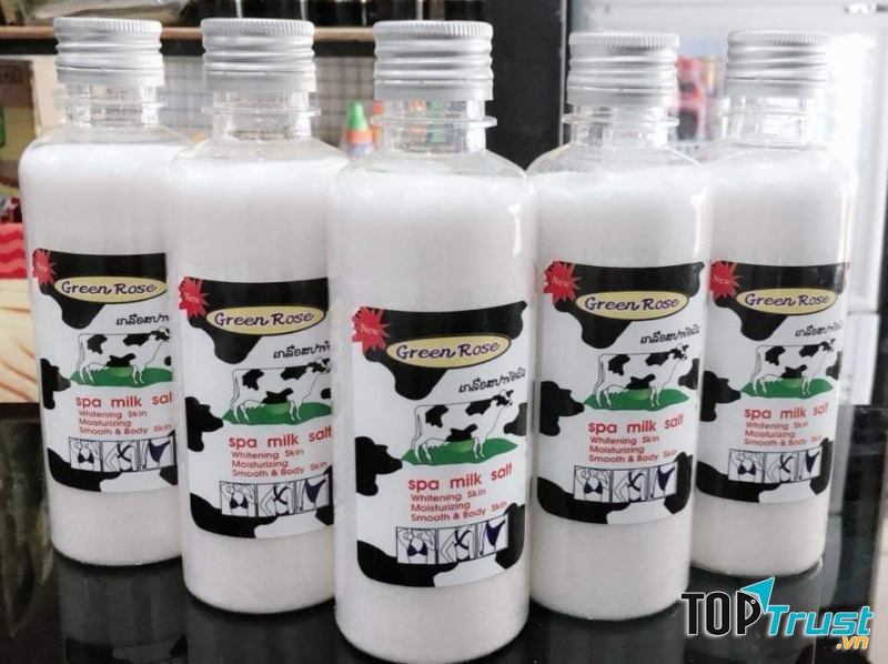 Dùng muối tắm sữa bò Green Rose thường xuyên sẽ kích thích tế bào da mới trắng tự nhiên