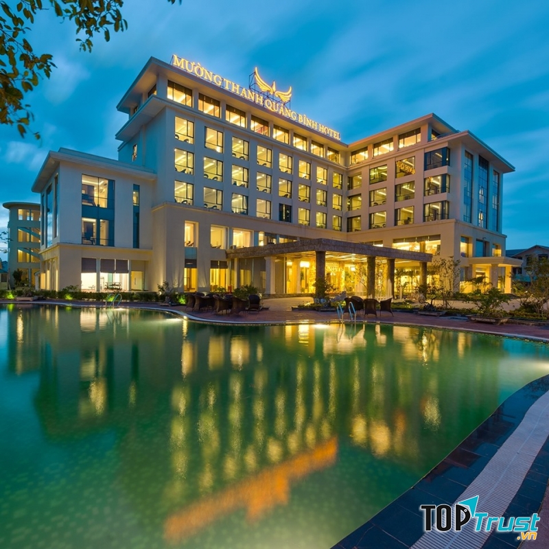 Khách sạn Mường Thanh Holiday Quảng Bình