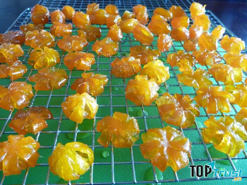 Mứt tắc thơm ngon và bổ dưỡng.