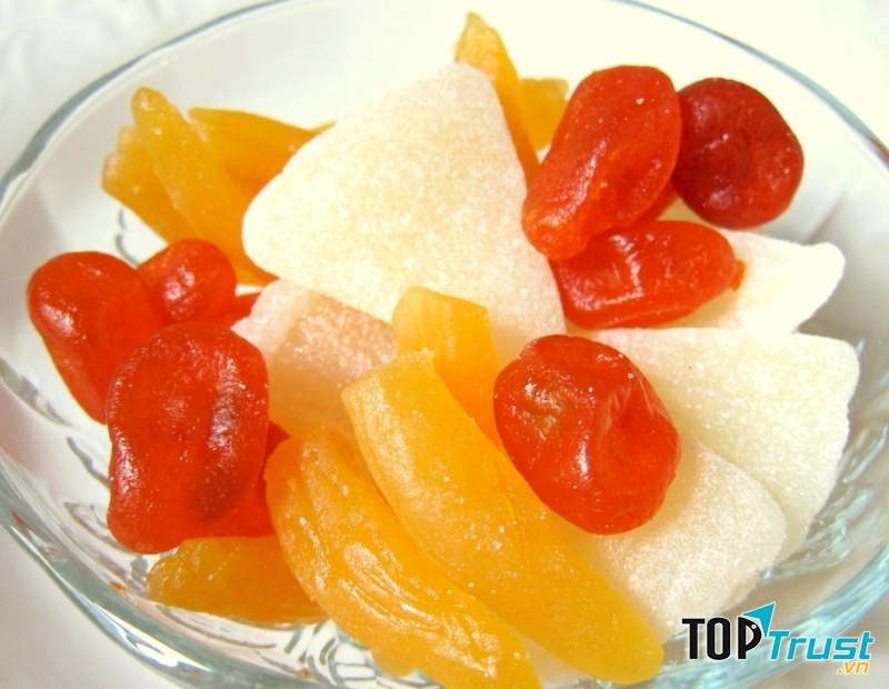 Mứt hoa quả vừa ngon vừa dẻo.