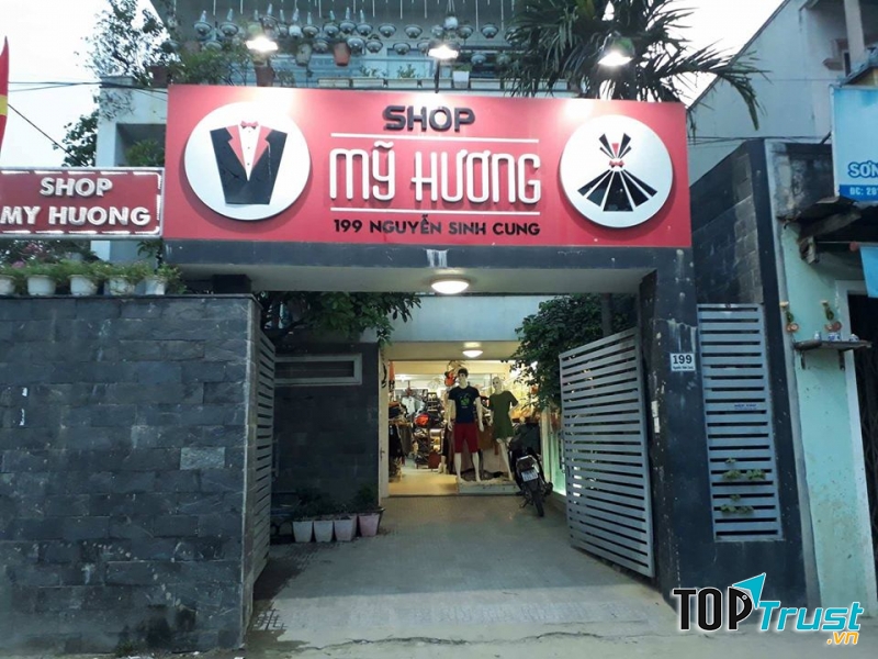 Cửa hàng thời trang đa dạng mẫu mã, kiểu dáng đẹp