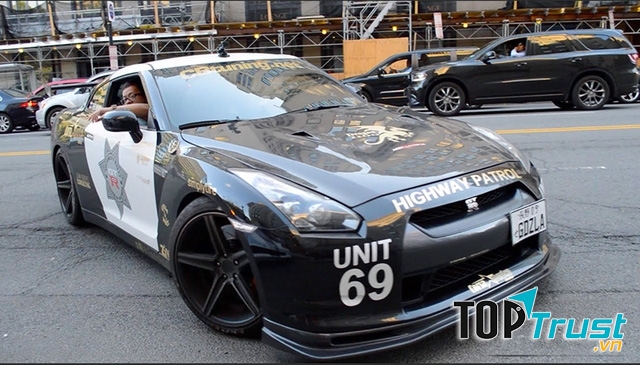 Nissan GT-R được độ cho cảnh sát Mỹ