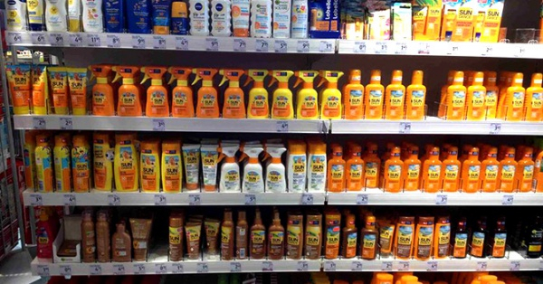 Mỹ phẩm Hàng Không