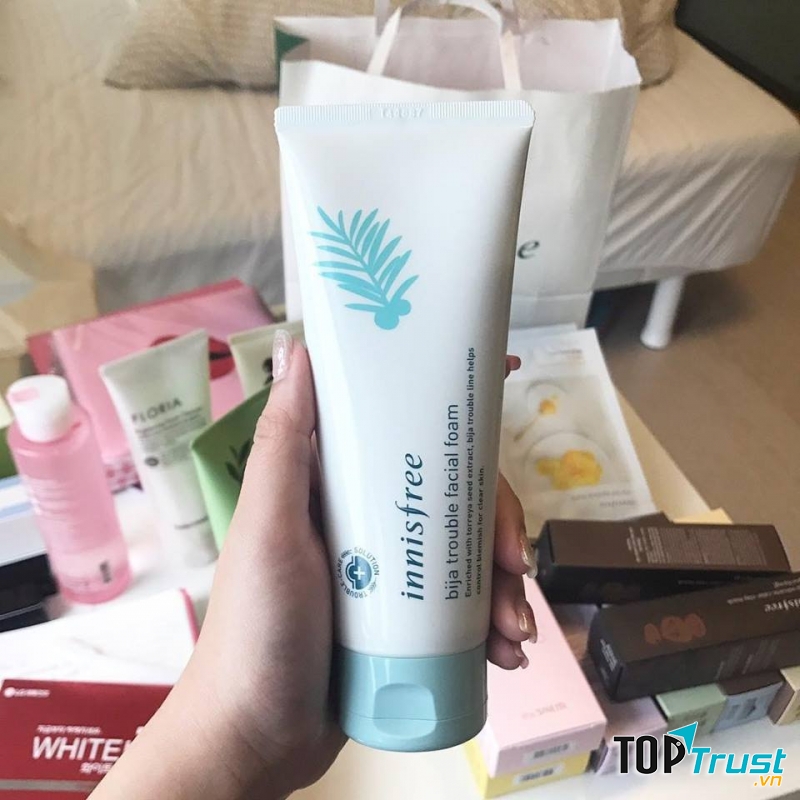 Mỹ phẩm Uyên Shop