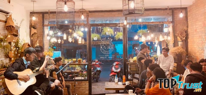 Myn Café được trang trí với một bố cục hoàn hảo
