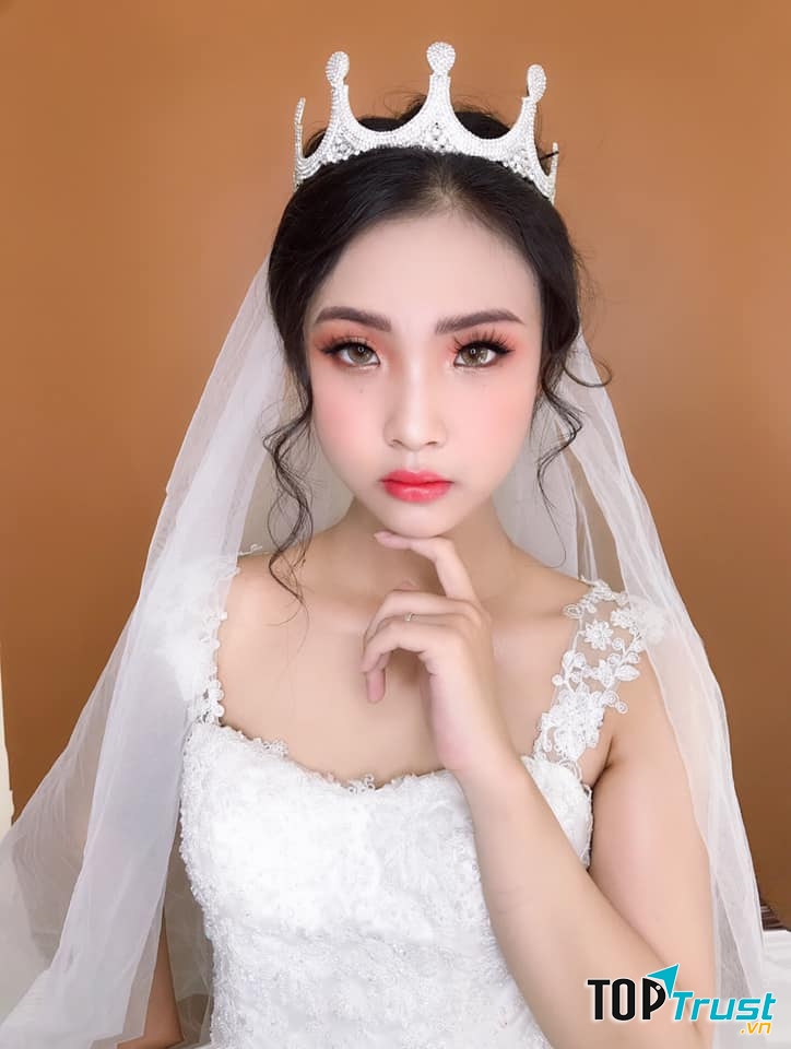 Na Nguyễn Makeup