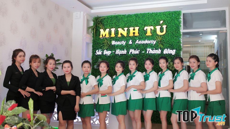 Nail & Spa Minh Tú