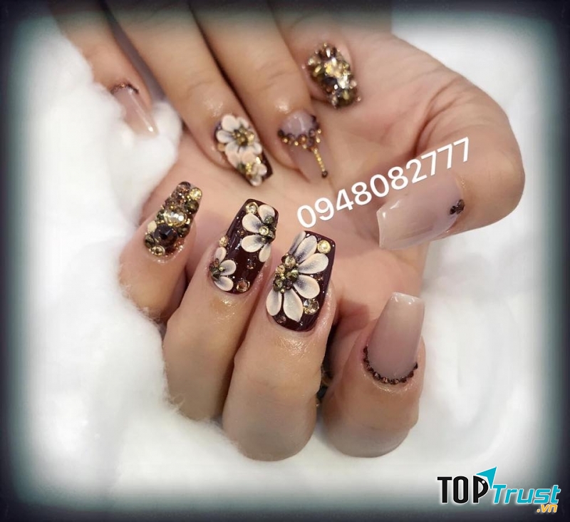 Nail HuyềnLê