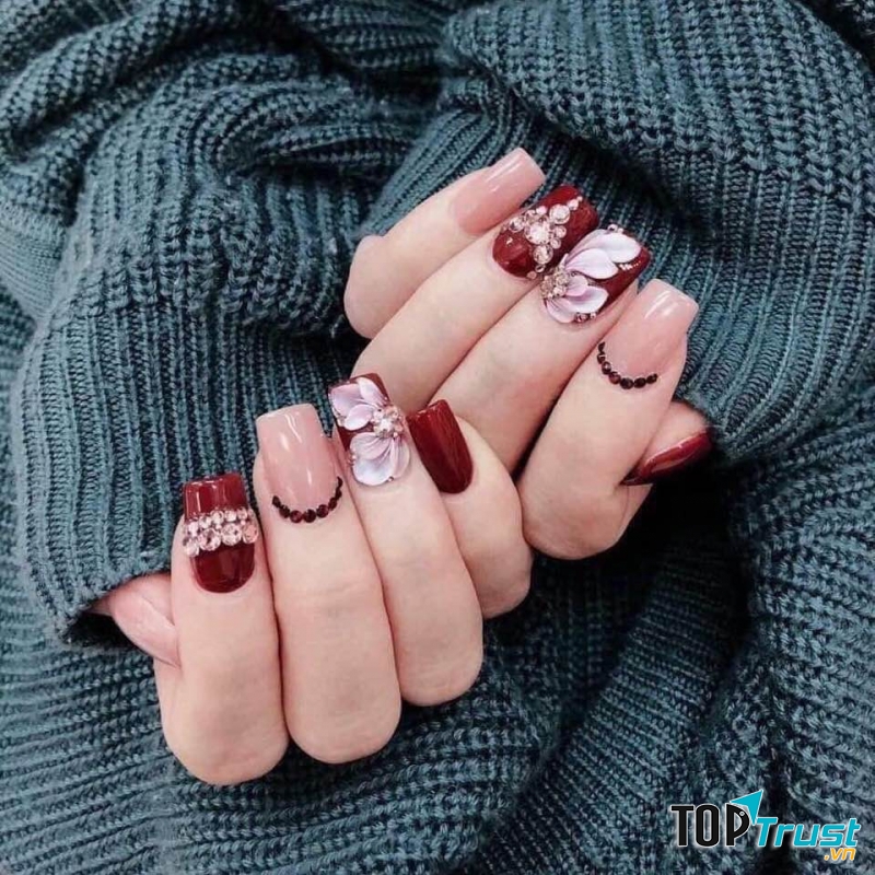 Nail Sắc Màu