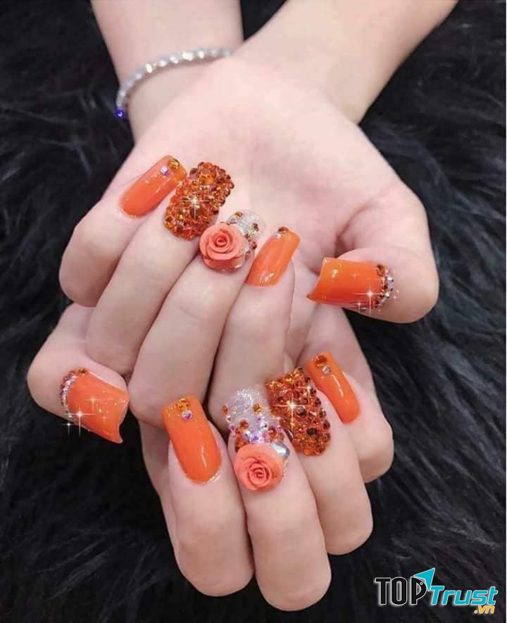 Nail Sắc Màu