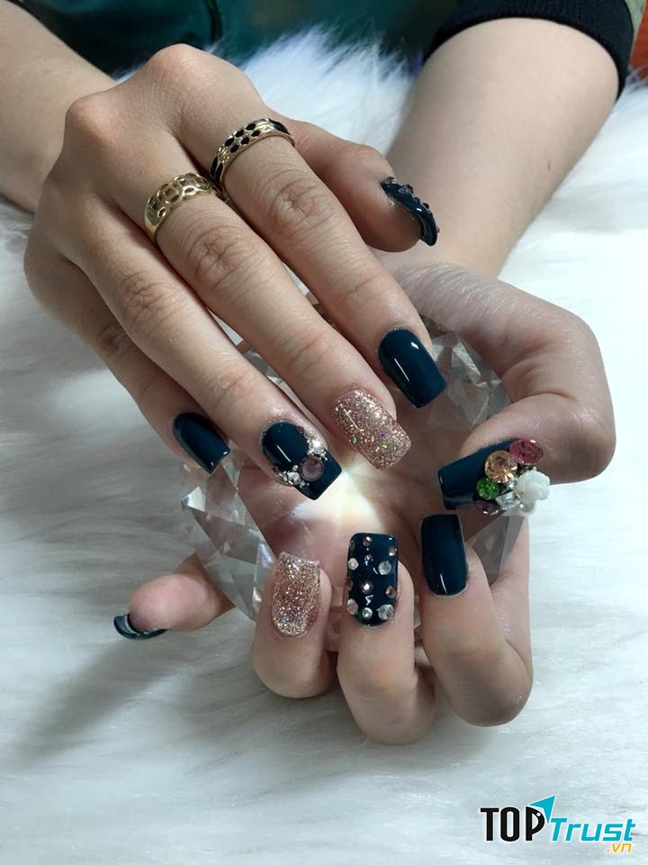 Nail Tâm Huỳnh