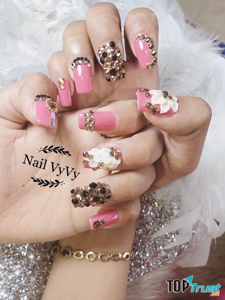 Nail VyVy