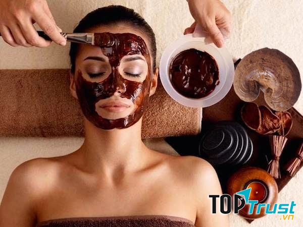 Mặt nạ từ nấm linh chi.