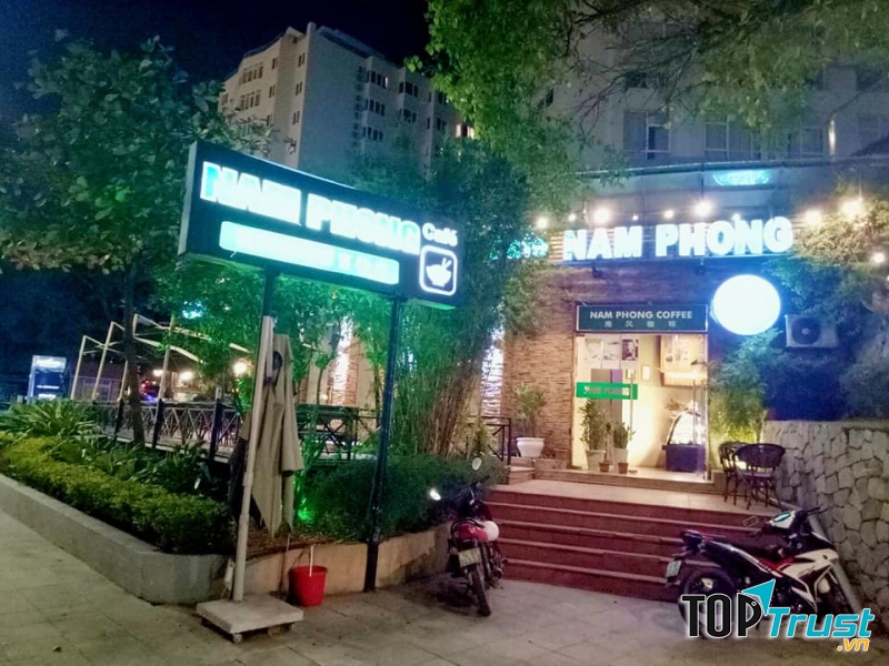 Nam Phong Coffee & Tea