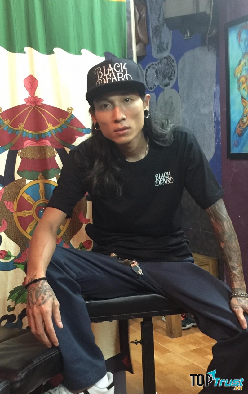Artist Nam Phong