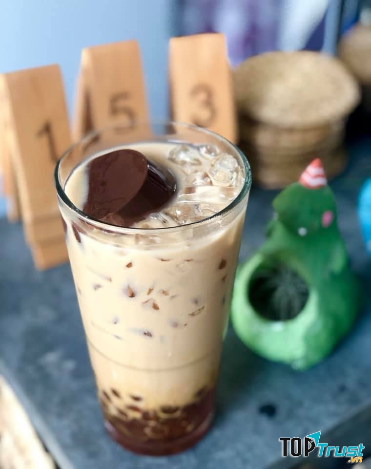 Đồ uống tại quán