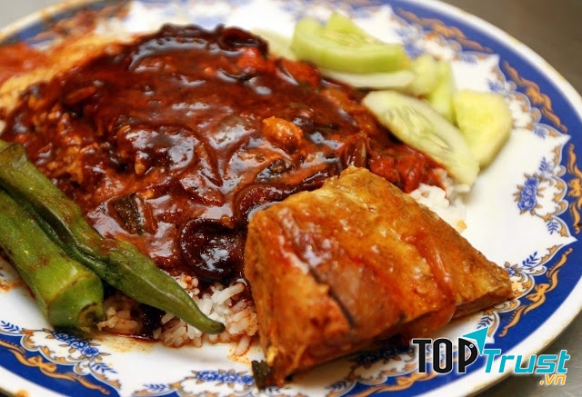 Nasi Kandar là món cơm cà ri của cộng đồng người Ấn ở Malaysia