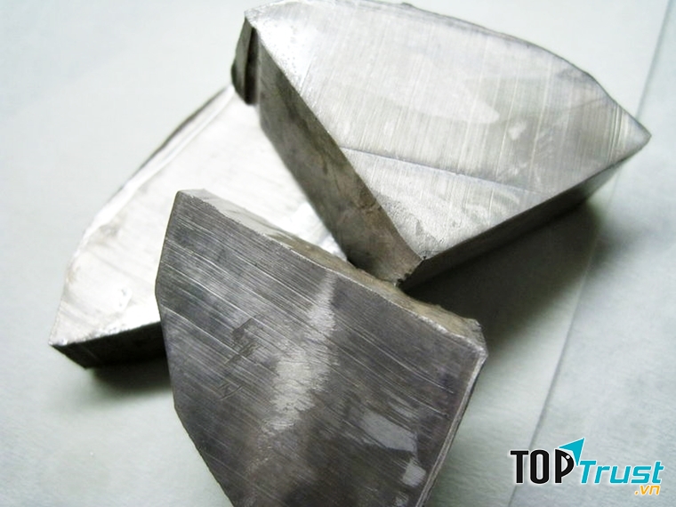 Natri là một trong những thành phần quan trọng cấu thành nên muối ăn (NaCl).