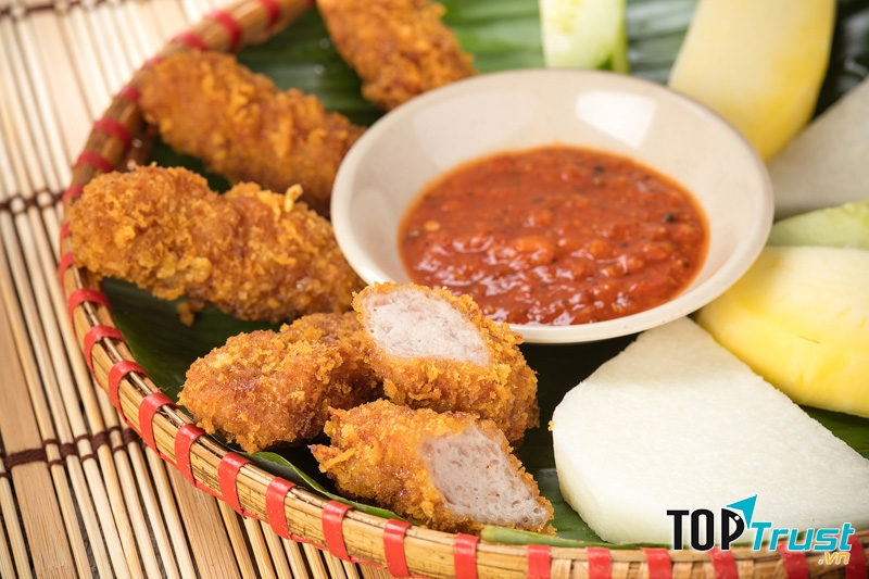 Nem chua rán chú Cường