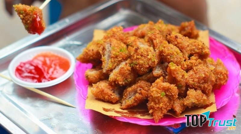 Nem chua rán chú Cường