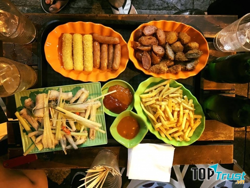 Nem Đồng Chí 93 Hàng Buồm