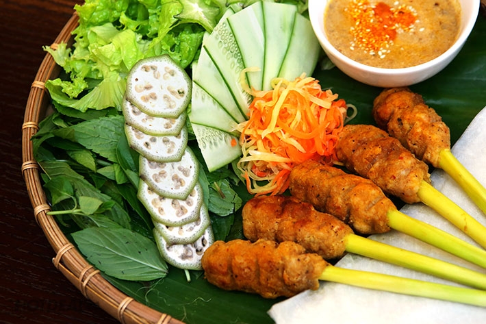 Nem lụi Huế