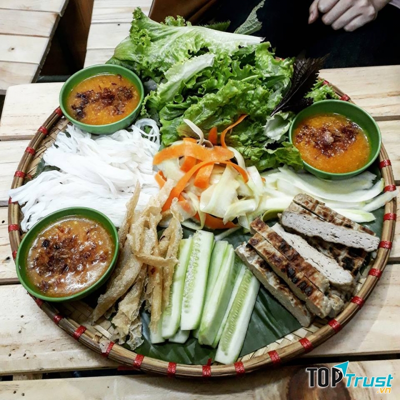 Nem Nướng Bách Khoa 108k17 Nguyễn Hiền