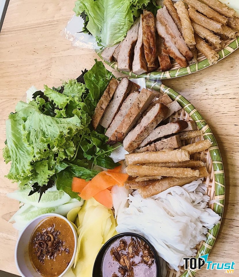 Nem nướng Hắt 2 Ô