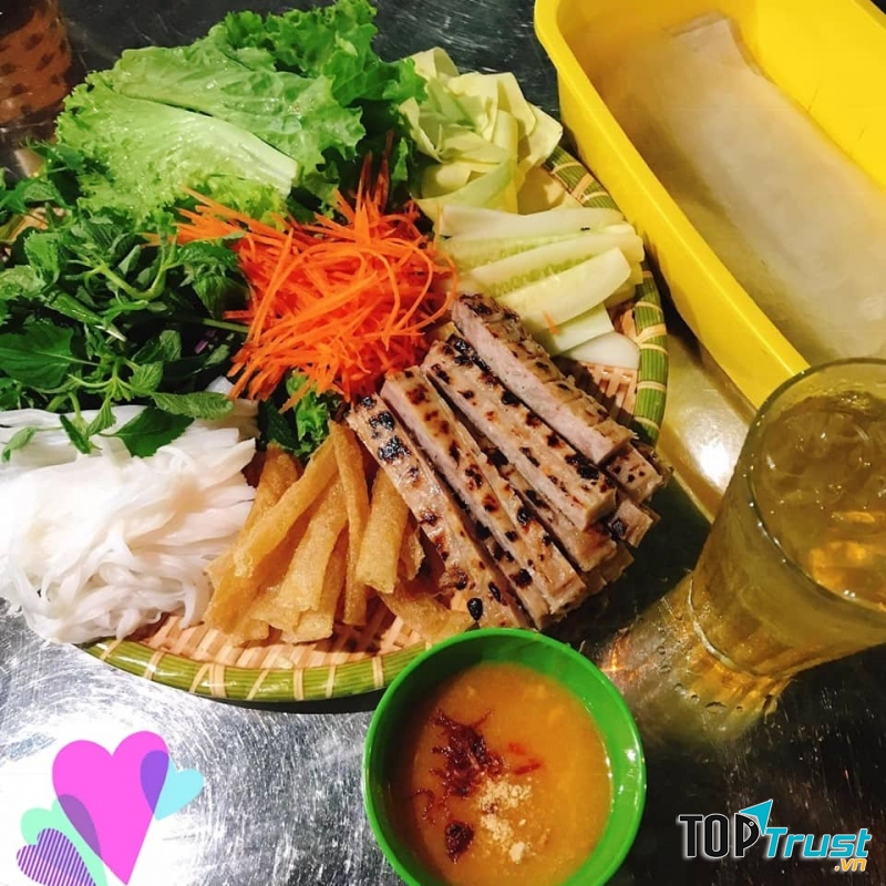 Nem nướng Nha Trang của Ngọc Anh