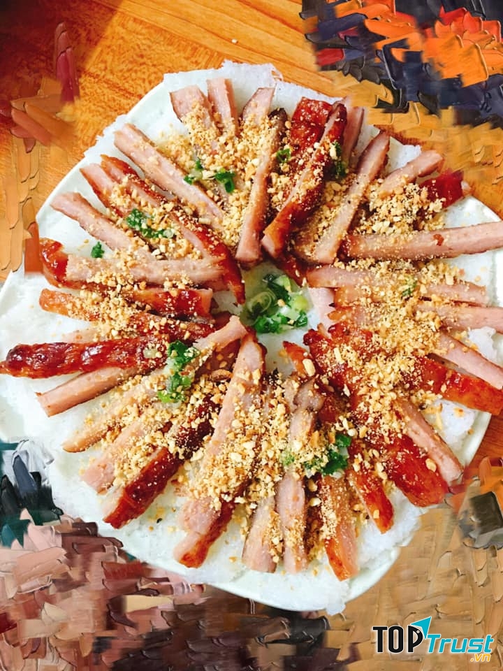 Nem nướng Sáu Sển