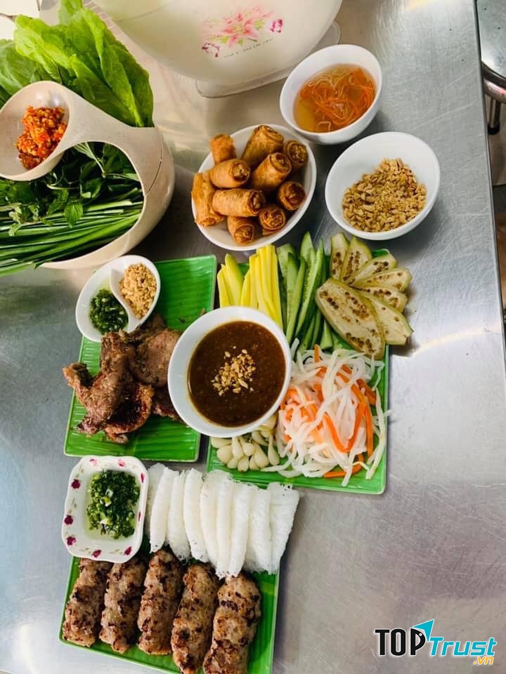 Nem Nướng Thanh Tùng