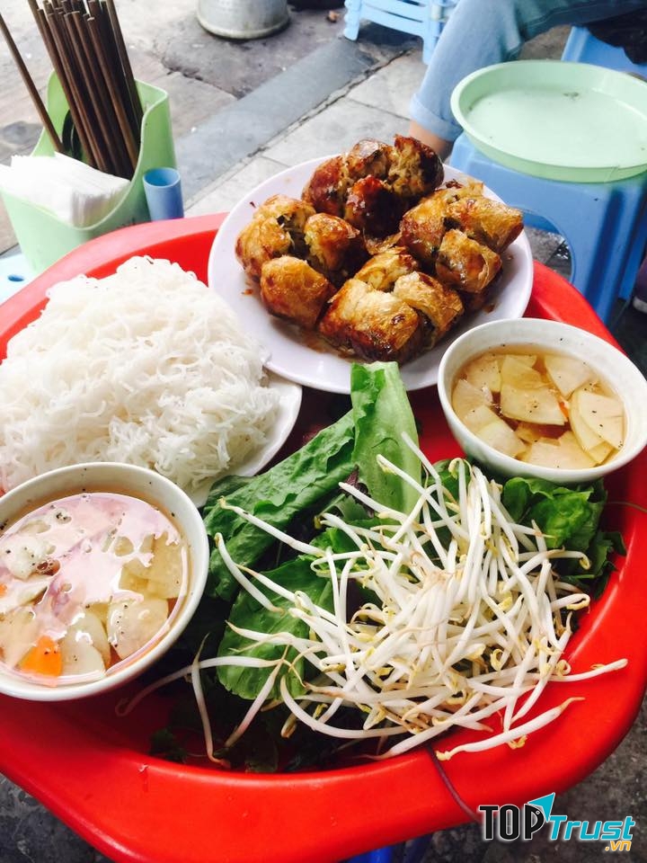 Nem Vuông Cua Bể 37 Đào Duy Từ