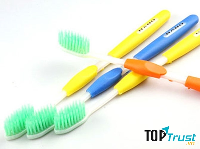 Nên chọn loại bàn chải có đầu nhỏ