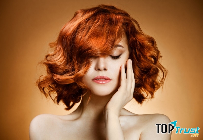 Đổi kiểu tóc ngắn trẻ trung