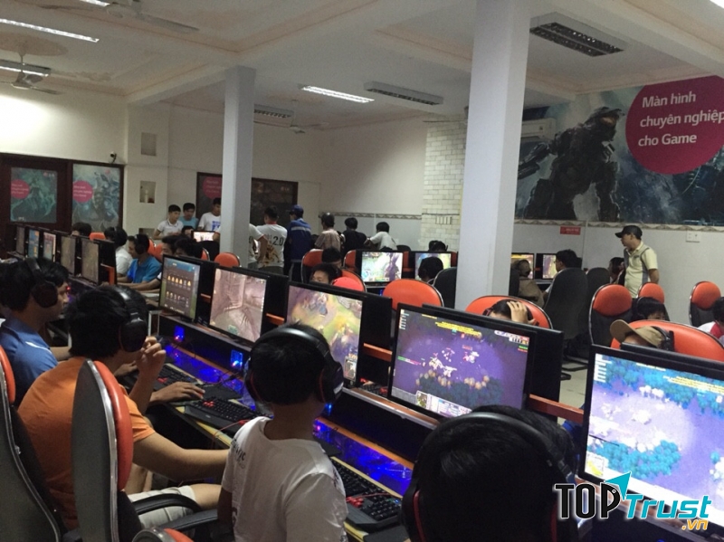 Số lượng máy cực lớn