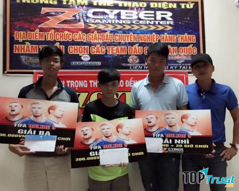 Net Cyber Tân An thường xuyên tổ chức các cuộc thi đấu cho khách hàng