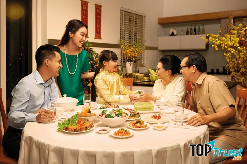 Nếu rời khỏi bàn hãy xin phép