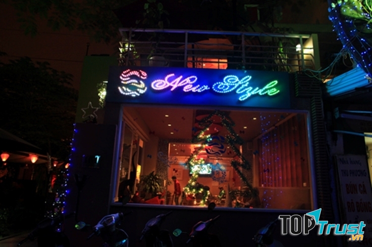 New Style bắt mắt ngay từ bên ngoài