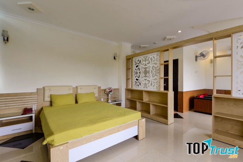 New Sunrise Hotel