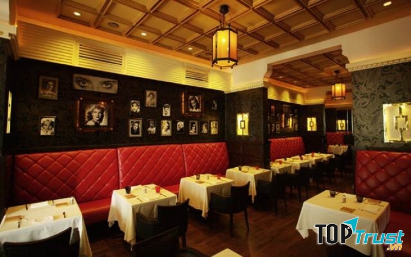 New York Steakhouse & Winery