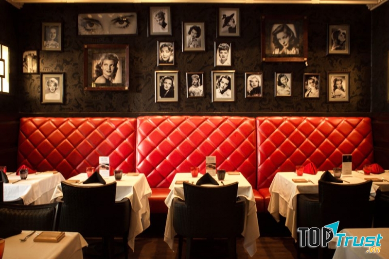 Không gian nhà hàng