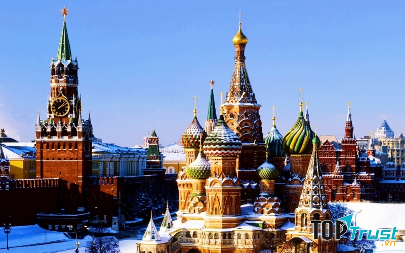 Một người Nga cho rằng, Valentine chỉ là trào lưu không lành mạnh ngoại nhập (Nguồn: Sưu tầm)