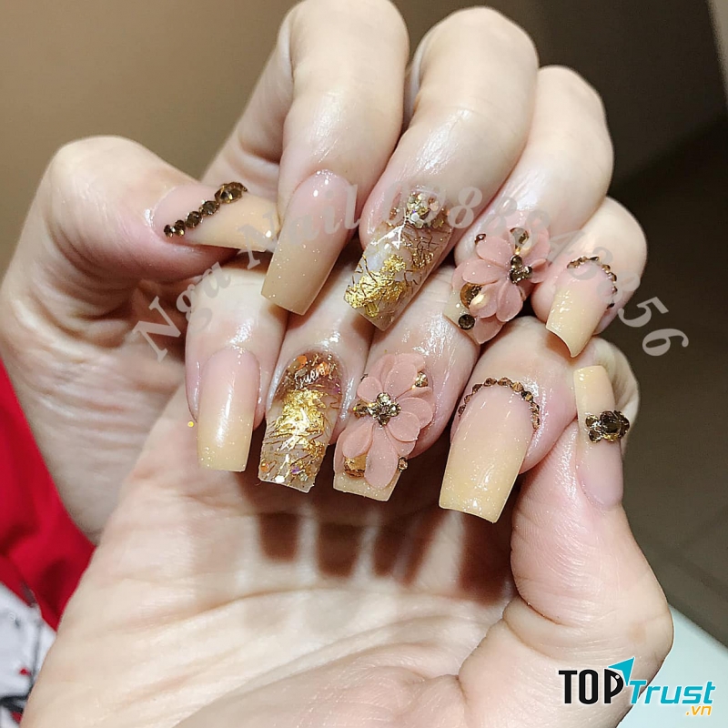 Nga Nail