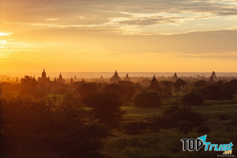 Ngắm bình minh ở Bulethi