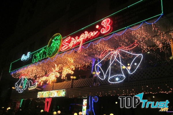 Giáng sinh từ những quán Cafe lãng mạn.