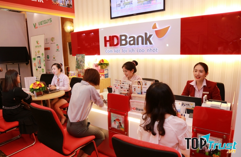 Ngân hàng thương mại cổ phần Phát triển Thành phố Hồ Chí Minh HDBank sở hữu hơn 240 chi nhánh