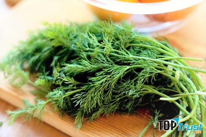 Bổ sung rau thì là vào thực đơn ăn uống giúp xương chắc khỏe hơn