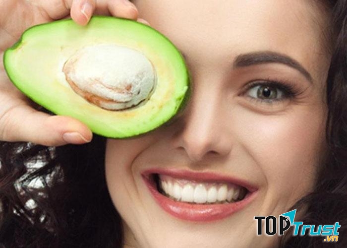 Ngăn ngừa nếp nhăn bằng mặt nạ bơ