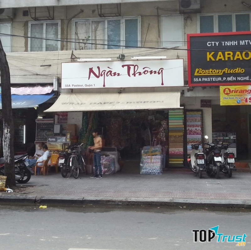 Cửa hàng Ngàn Thông