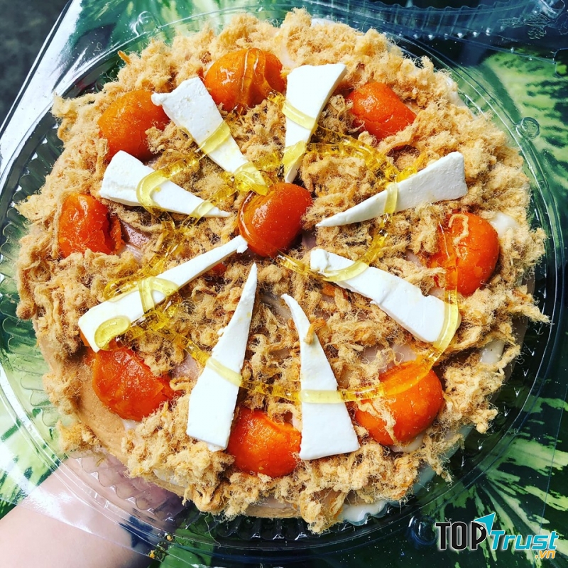 Bánh ở đây luôn đặt tiêu chí chất lượng lên hàng đầu, vì thế có ăn nhiều cũng không lo ảnh hưởng tới sức khỏe.